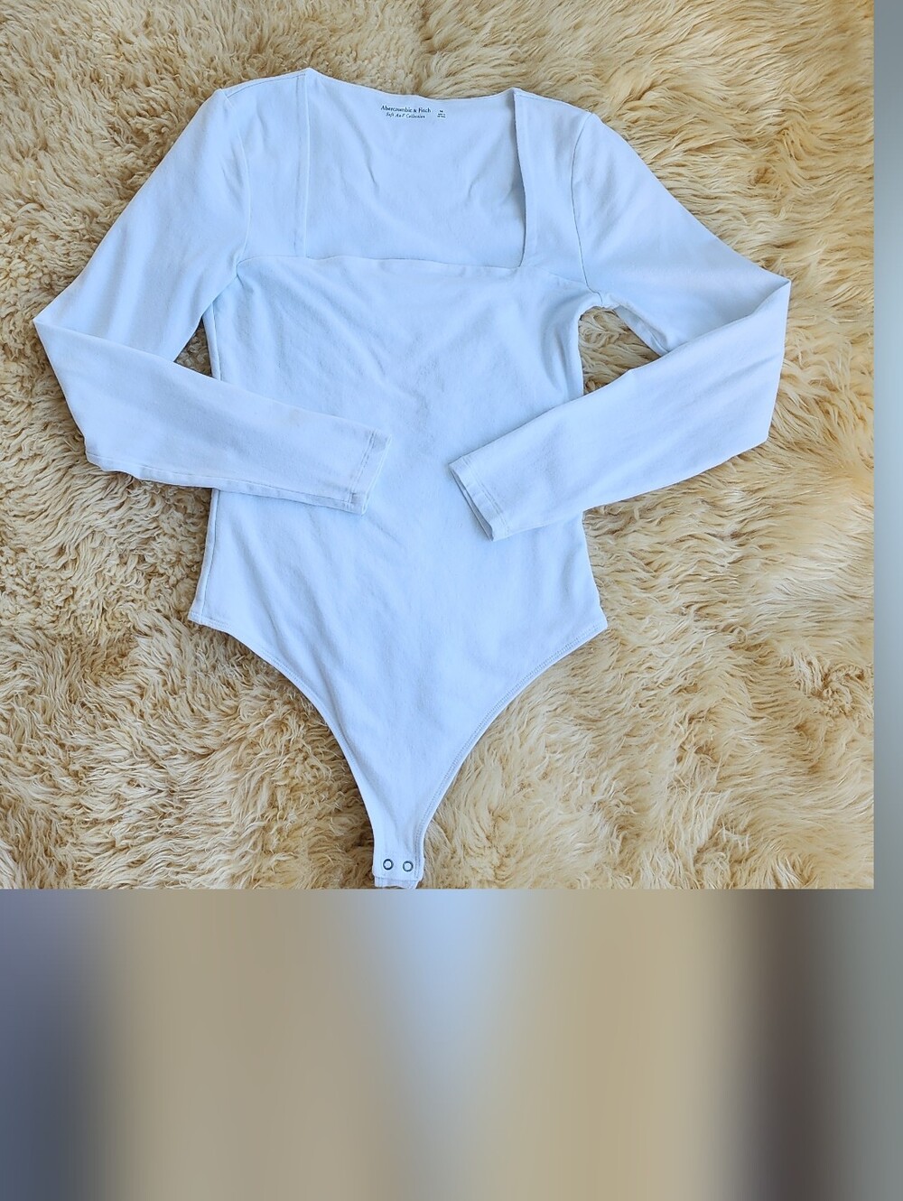 Abercrombie & Fitch White Long-Sleeve Square Neck Bodysuit